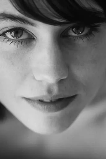 Donne-moi plus movie poster - Entertainment content
