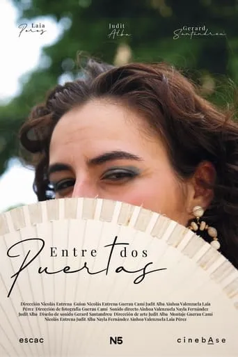 Entre Dos Puertas movie poster - Rated 10/10