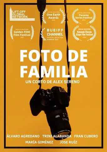 Foto de Familia movie poster - Rated 6.5/10
