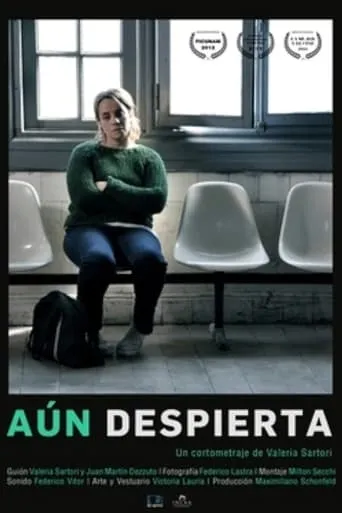 Aún despierta movie poster - Entertainment content