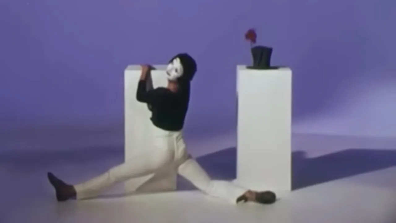 Bip as a skater