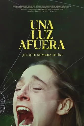 Una luz afuera movie poster - Entertainment content