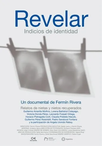 Revelar: Indicios de identidad movie poster - Entertainment content