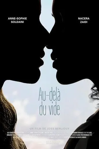 Au-delà du vide movie poster - Entertainment content
