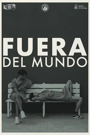 FUERA DEL MUNDO movie poster - Entertainment content