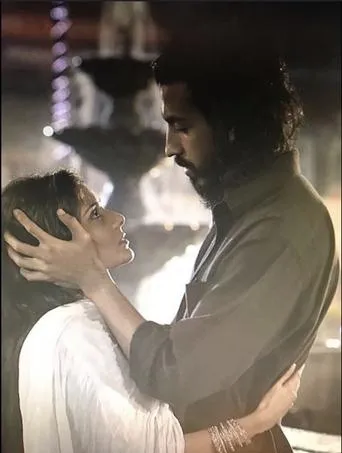Ek Betuke Aadmi Ki Afrah Raatein movie poster - Entertainment content