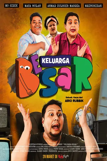 Keluarga Besar movie poster - Entertainment content