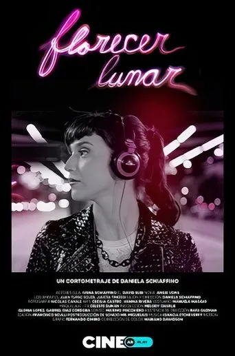 Florecer Lunar movie poster - Entertainment content