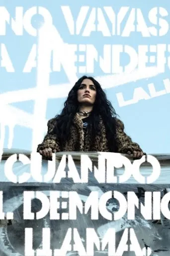 NO VAYAS A ATENDER CUANDO EL DEMONIO LLAMA movie poster - Entertainment content