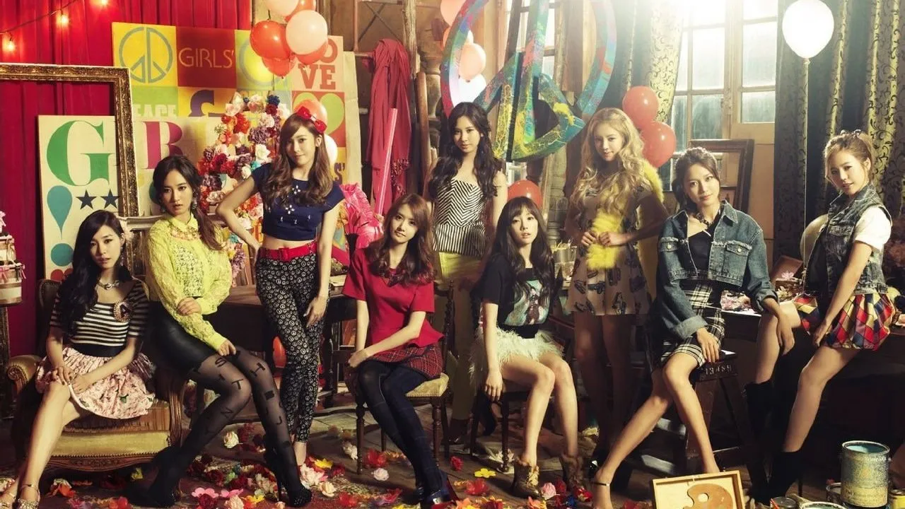Girls' Generation - Love & Peace - Japan 3rd Tour