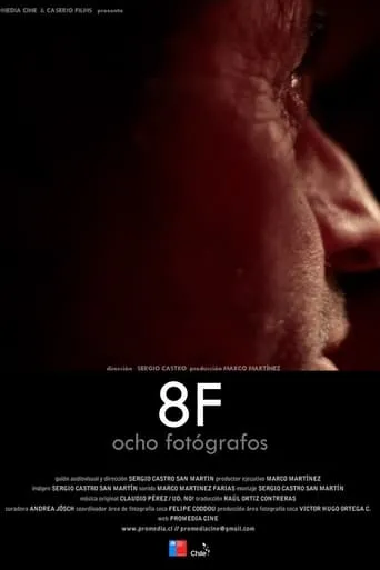 8 Fotógrafos movie poster - Entertainment content