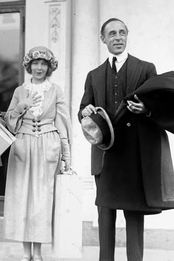 Lillian Gish in a Liberty Loan Appeal movie poster - Entertainment content
