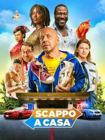 Scappo a casa movie poster - Rated 5/10