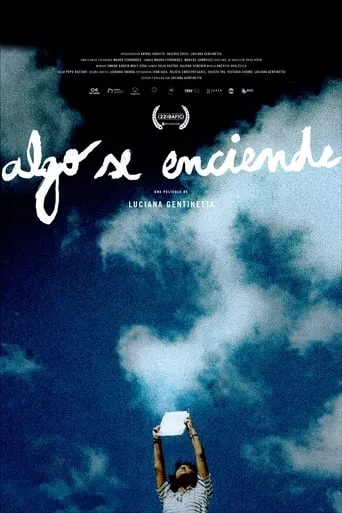 Algo se enciende movie poster - Entertainment content