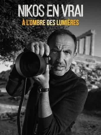 Nikos en vrai, à l'ombre des lumières movie poster - Entertainment content