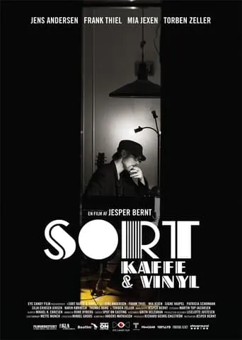 Sort kaffe & vinyl movie poster - Rated 1/10