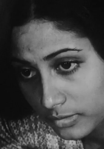 Teevra Madhyam movie poster - Entertainment content