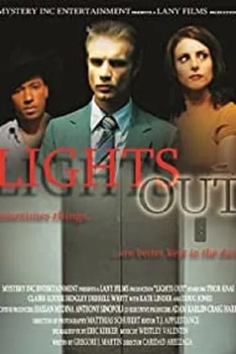 Lights Out movie poster - Entertainment content